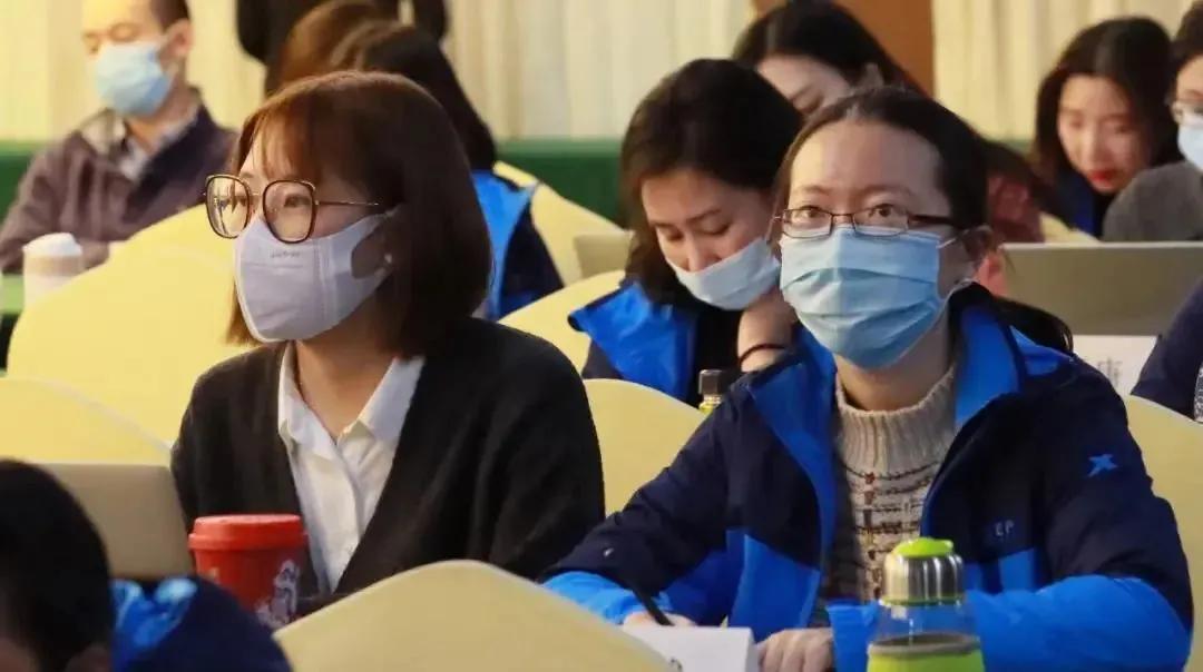 鏂伴椈骞翠細,浣撹偛鏂伴椈骞翠細