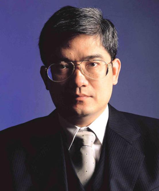 *咸平郎**：学渣逆袭成学霸，好好的经济专家不做，要做“江湖*子骗**”