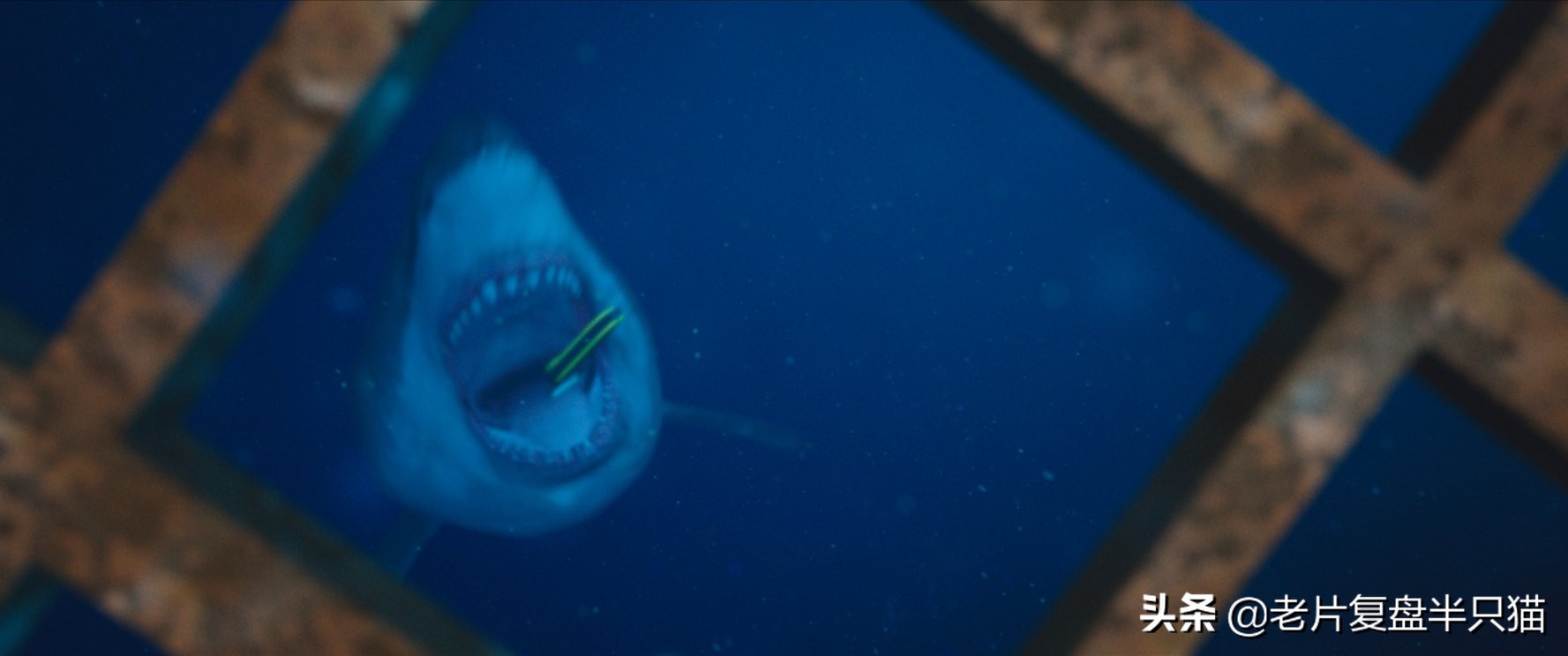 深海电影细思极恐细节,潜入海底一万米深海恐惧症