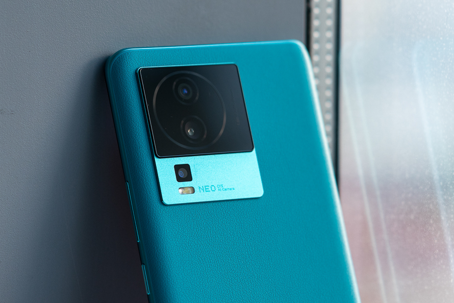 这八款手机几乎没短板可以放心买,性能强又便宜的手机