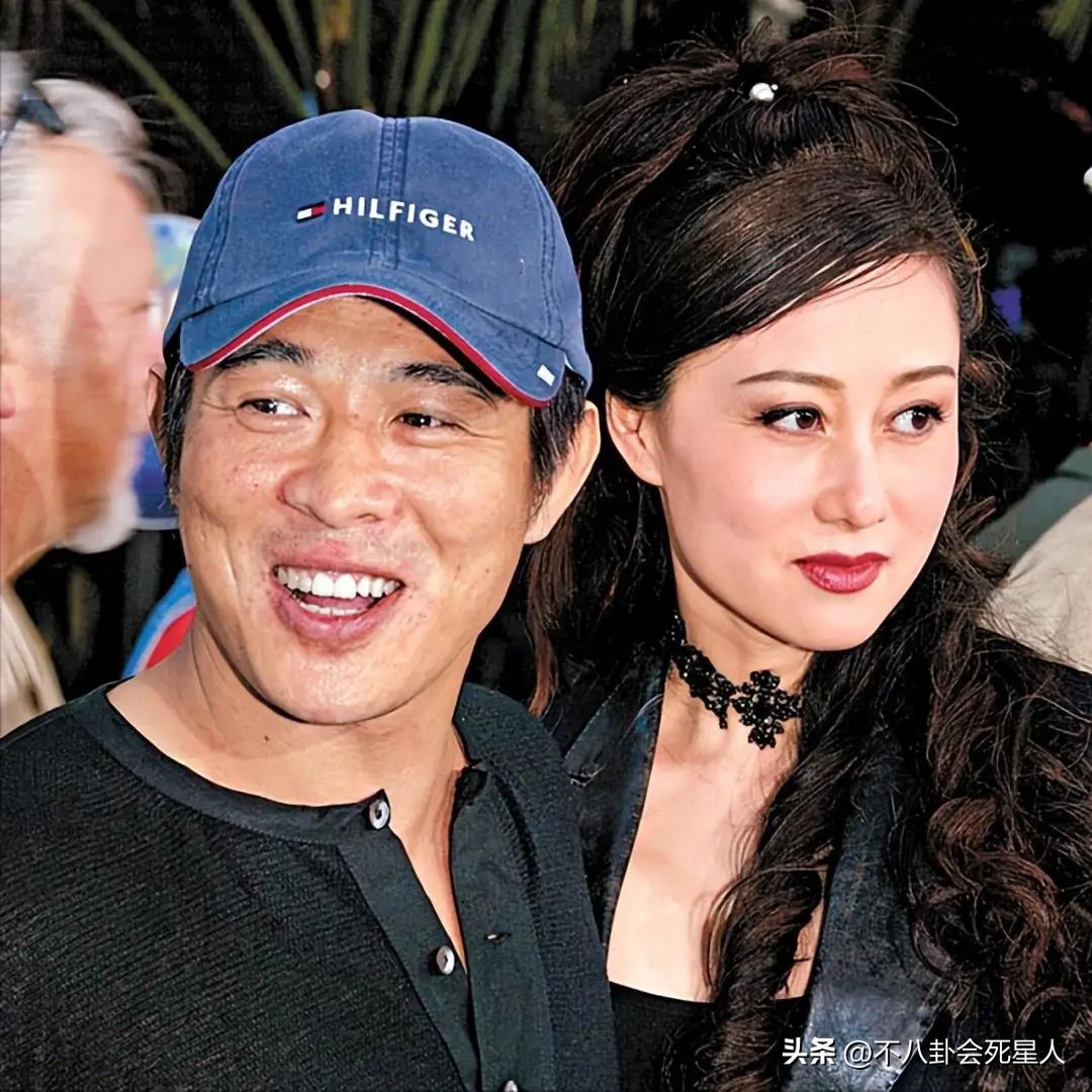 利智和李连杰的日常生活,黄秋燕和李连杰现任妻子