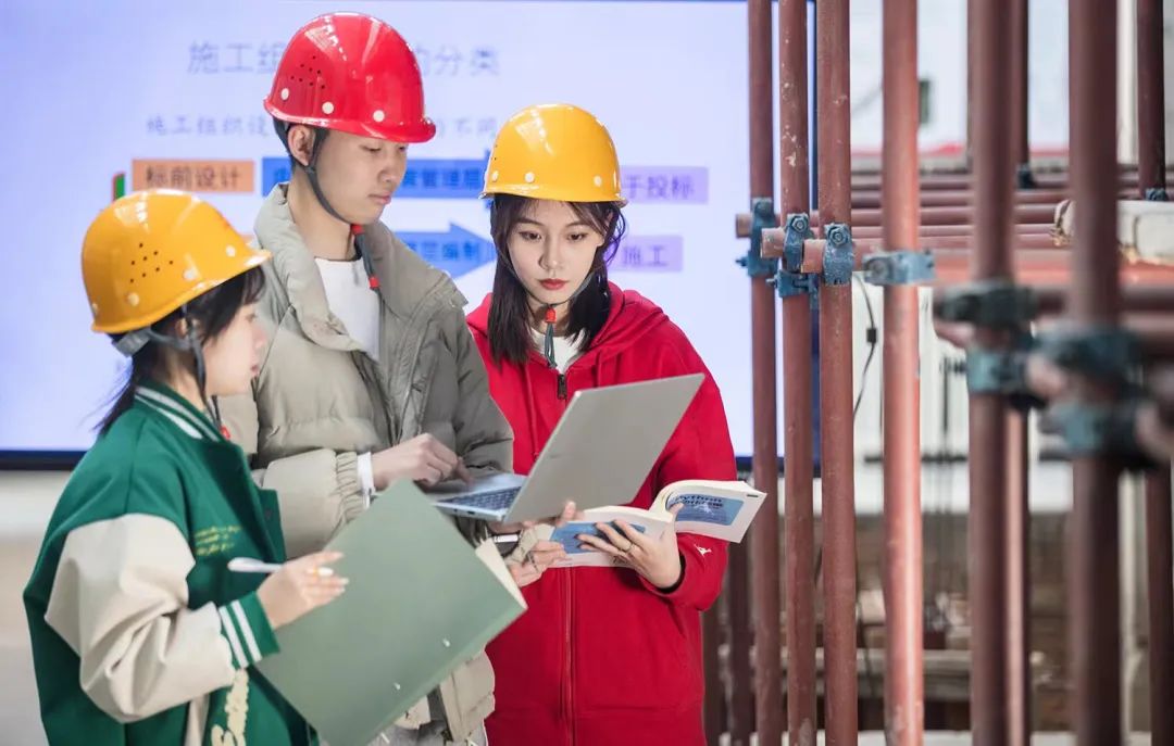 获省人社厅表彰！沈阳城市学院就业工作再获大奖