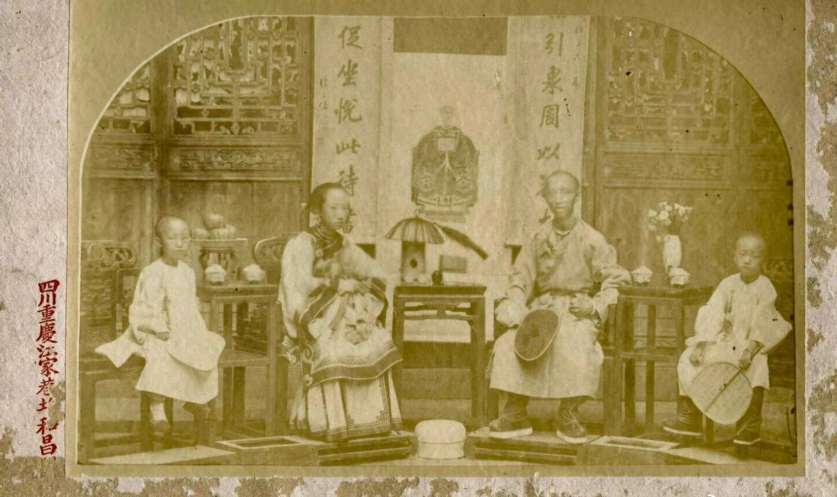 日军日记：*安妇慰**不服从管教，我很愤怒，用*刀刺**插入她的*体下**