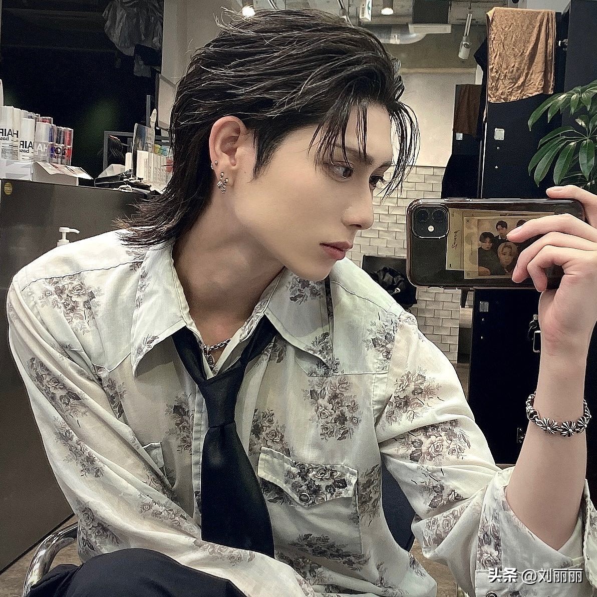 适合微胖男生的纹理烫,男生黑人烫中长造型效果