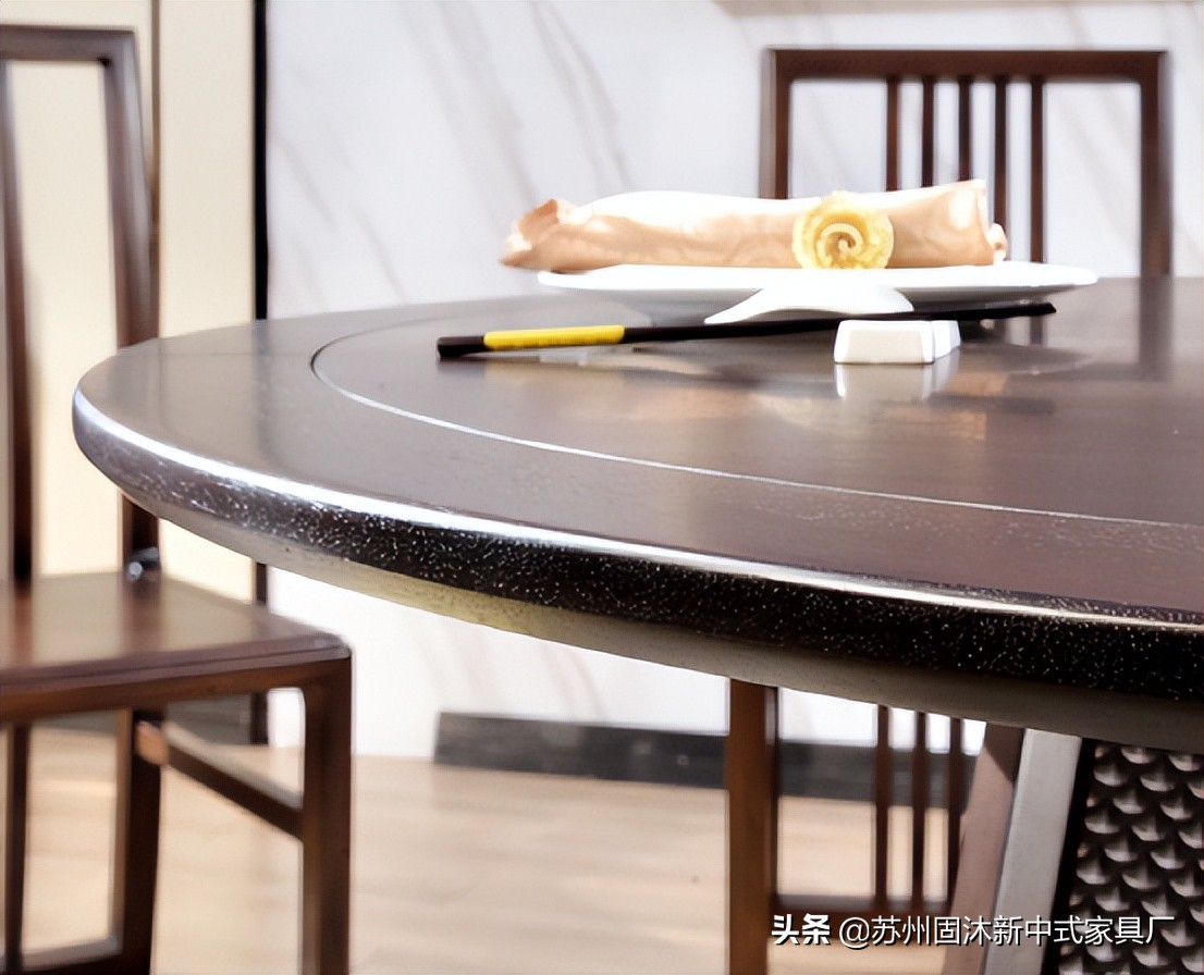 新中式极简轻奢风格餐桌椅,实木餐桌椅简约现代