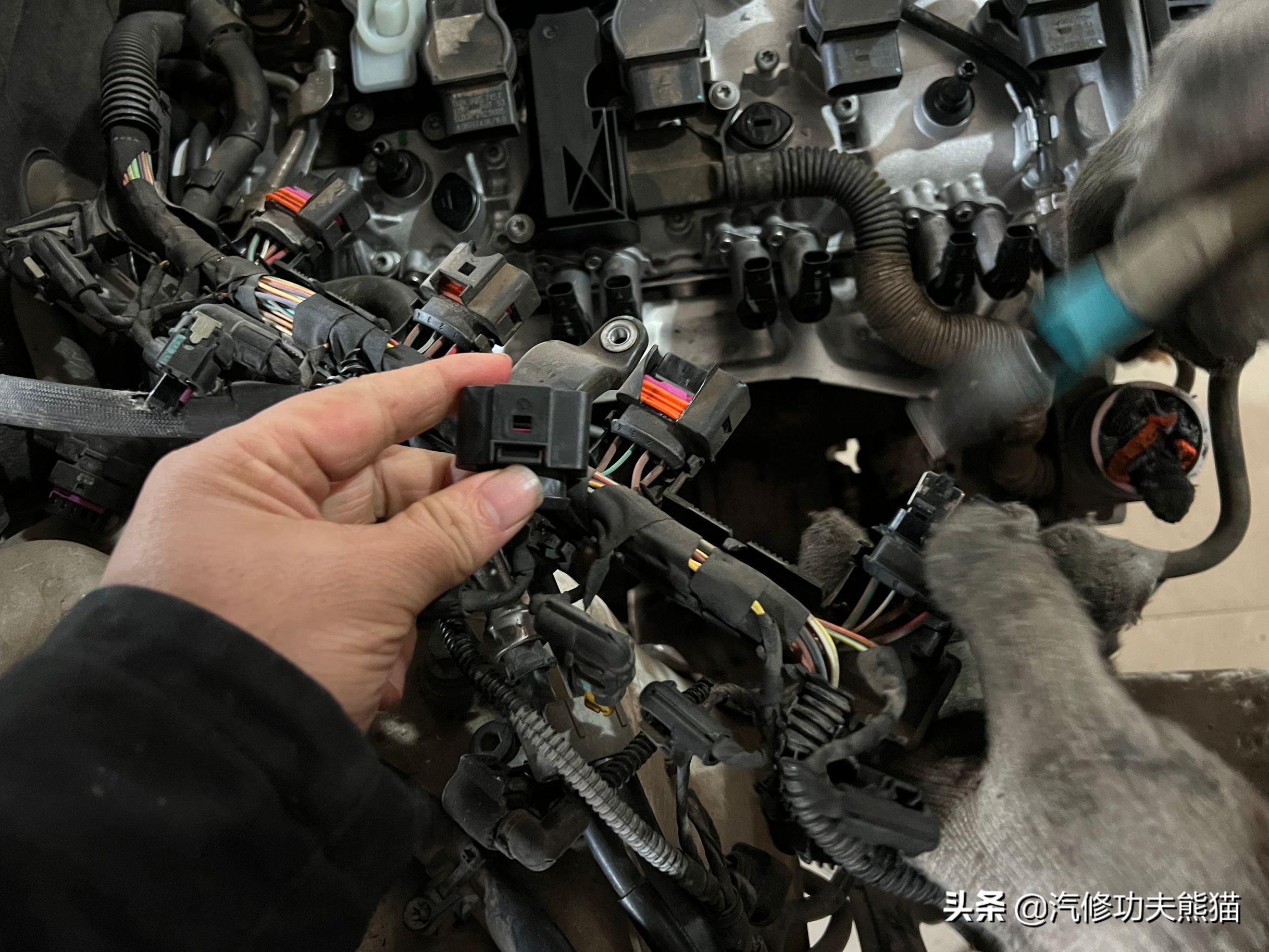 老车翻新修复奥迪a4,修复报废奥迪a4