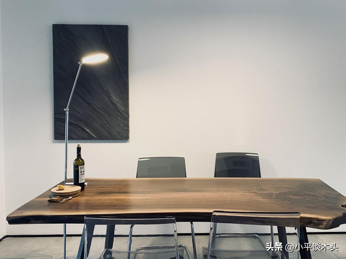 实木大板桌到底该选什么材质的呢,实木大板桌哪一种材质的比较实用