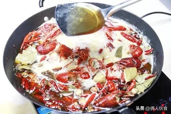 在家做小龙虾怎么做好吃又简单,教你一招做小龙虾