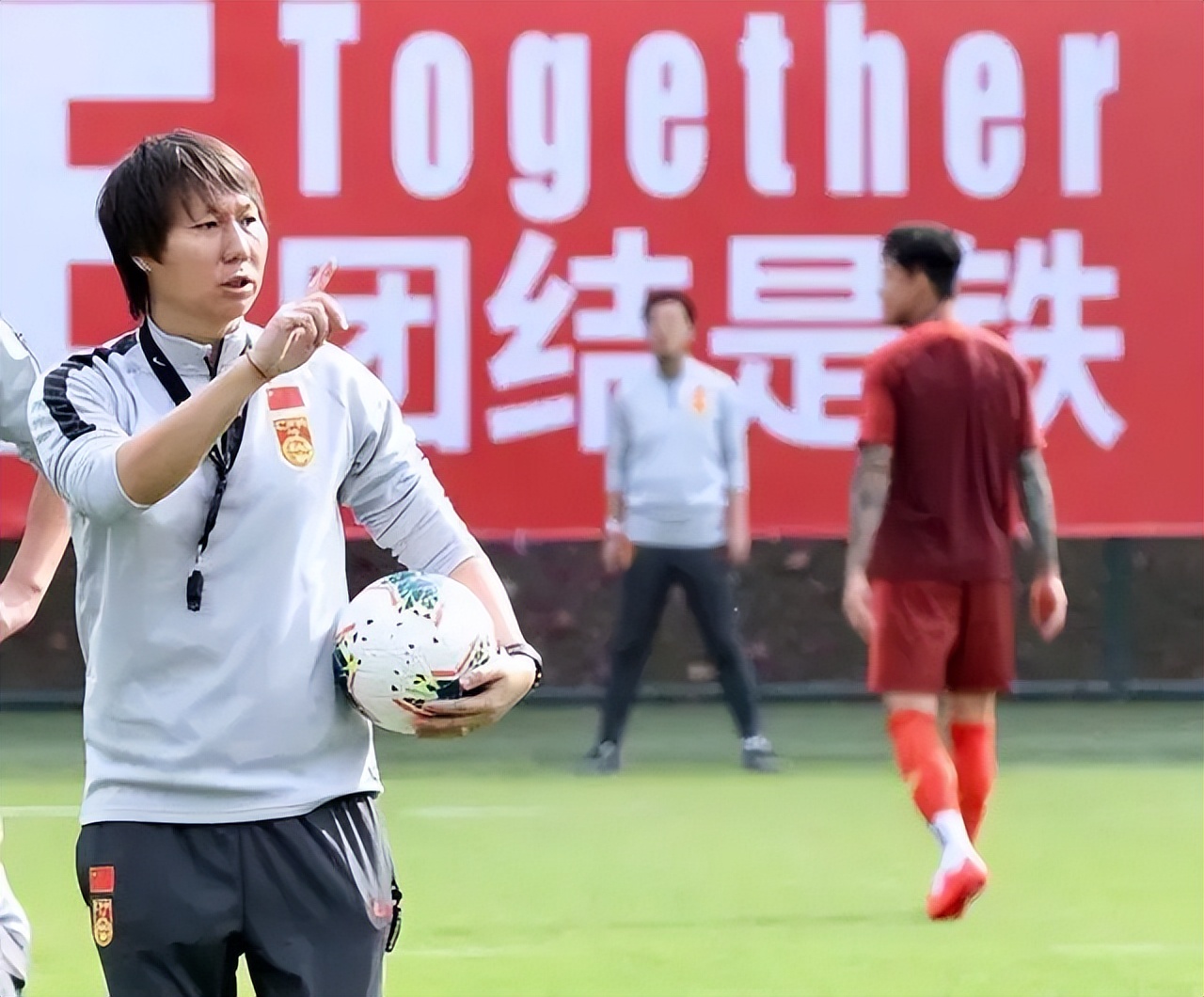 李铁资产,李铁在国足的成绩咋样