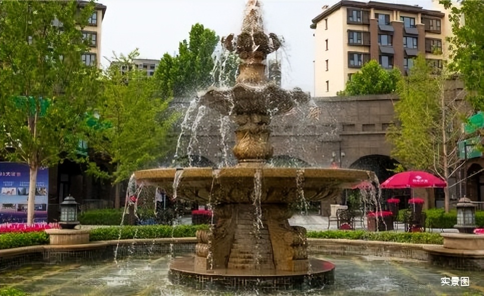 一公里内的高铁生活有多精彩？四季华府给你答案！性价比如何？