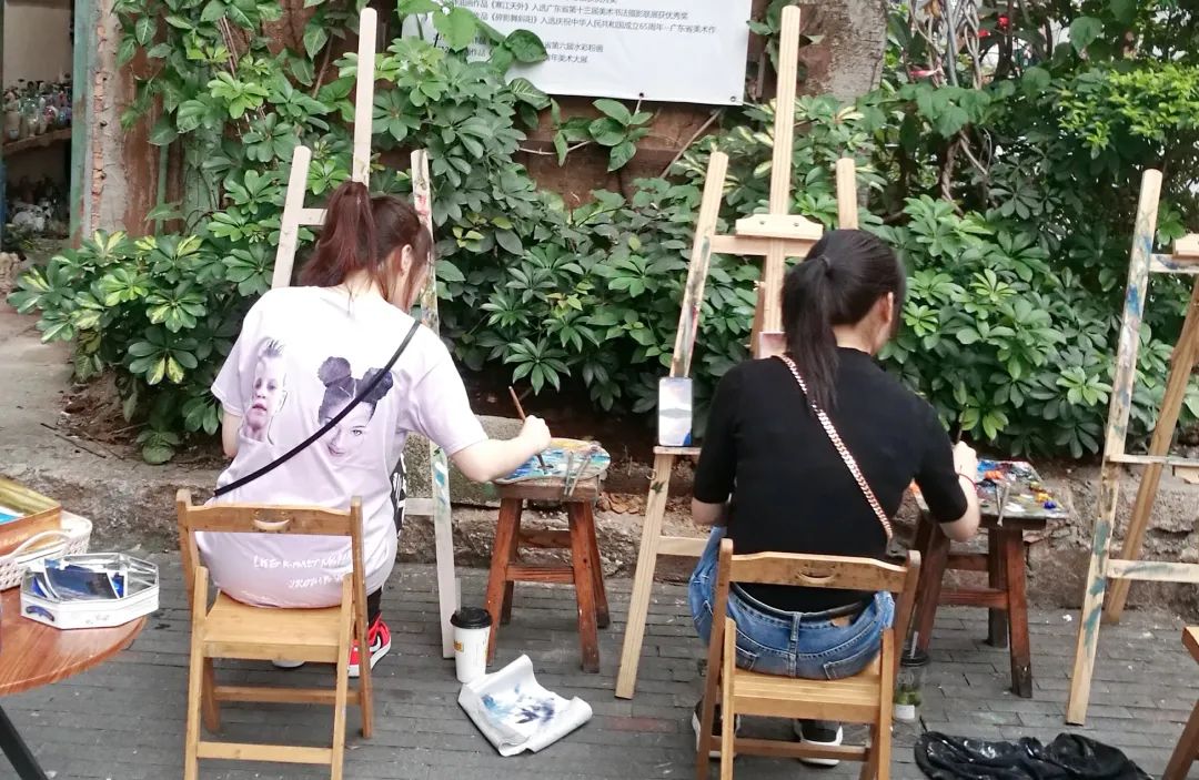 工作又累工资又低的工作有哪些,工资太低不想干又没有好的工作