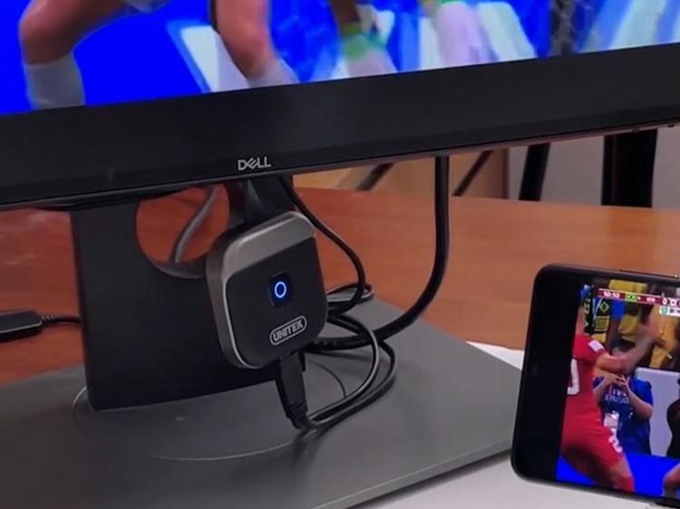 wifi无线投屏技术,无线投屏与有线投屏哪种效果更好