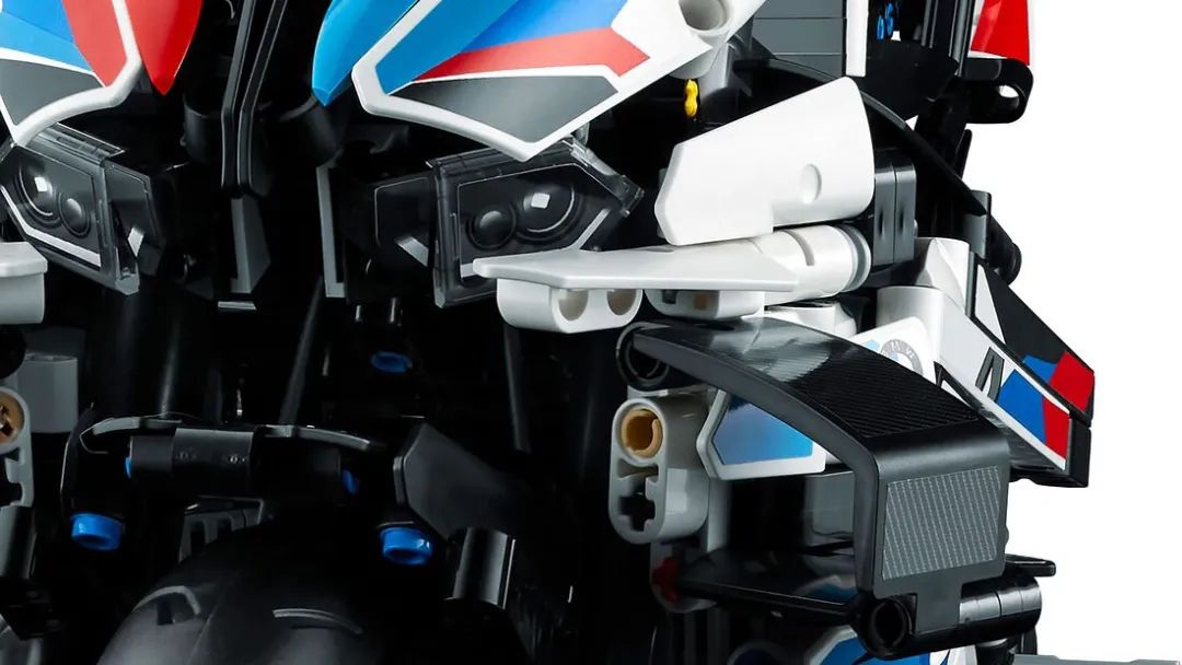 宝马m1000rr为什么那么贵,宝马m1000rr黑武士