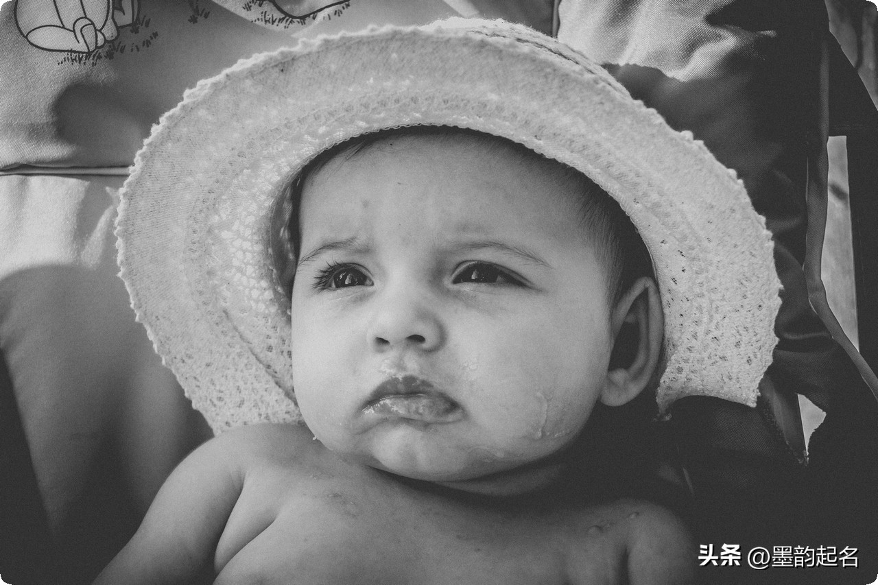 古诗词中隐藏的好听的名字女,古诗词起名字女孩2019