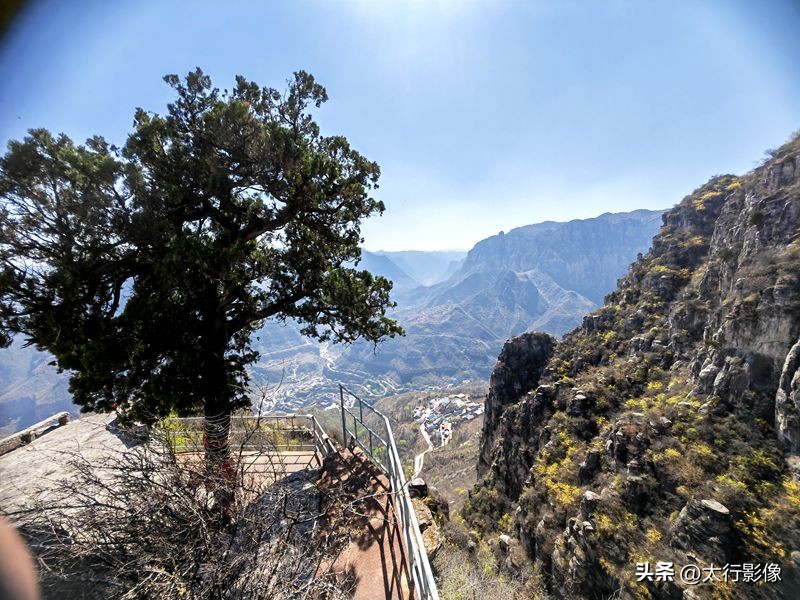 山西太行山大峡谷风景区拍照打卡,南岭太行山