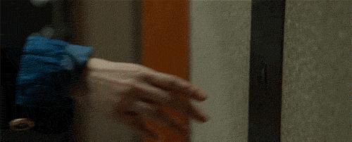 赵丽颖dior红色丝绒连衣裙,谁说赵丽颖没有少女感的