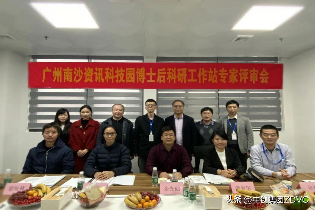 涓垱浜ф湇,涓垱浜ф湇闆嗗洟