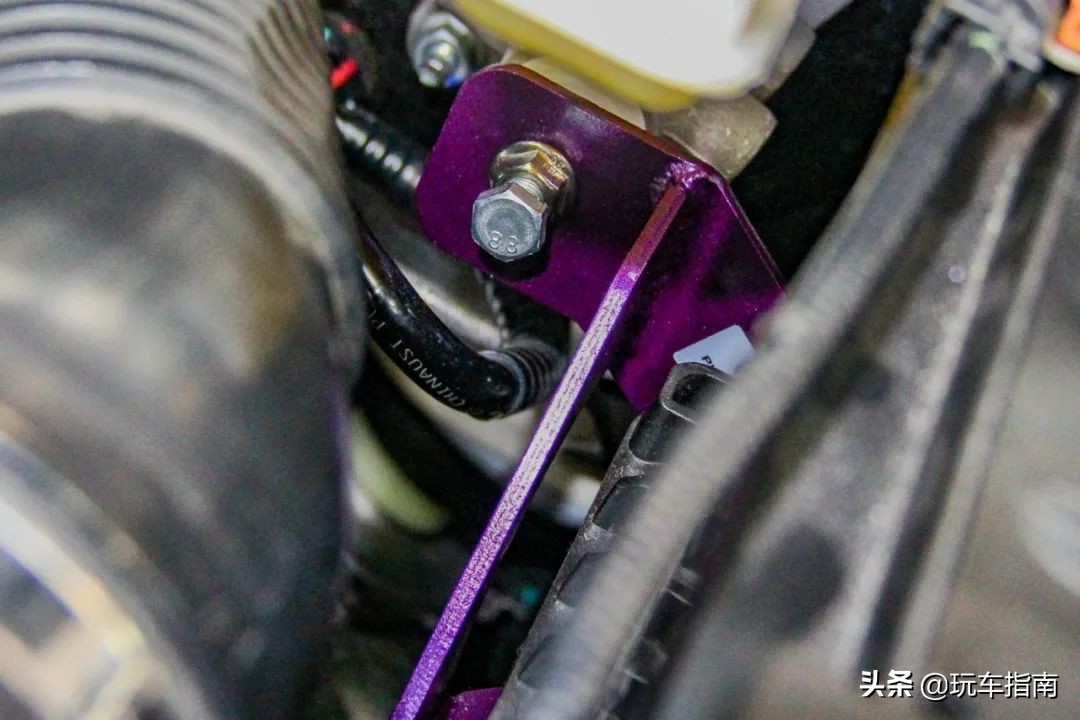 传祺影豹j152021跟2023款有什么区别,传祺影豹r1.5tr-style赛道版落地价