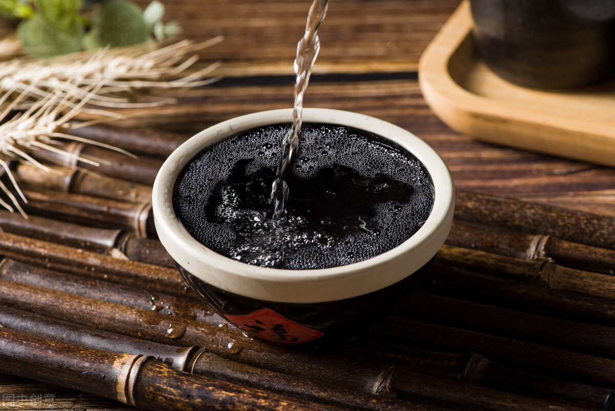 实体门店白酒加盟好做吗,加盟白酒销售可行性分析