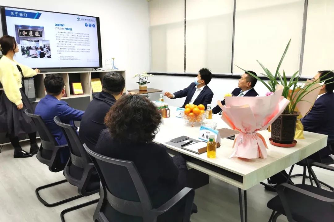 【聚焦】​Domino多米诺高层莅临盛庆和参观指导