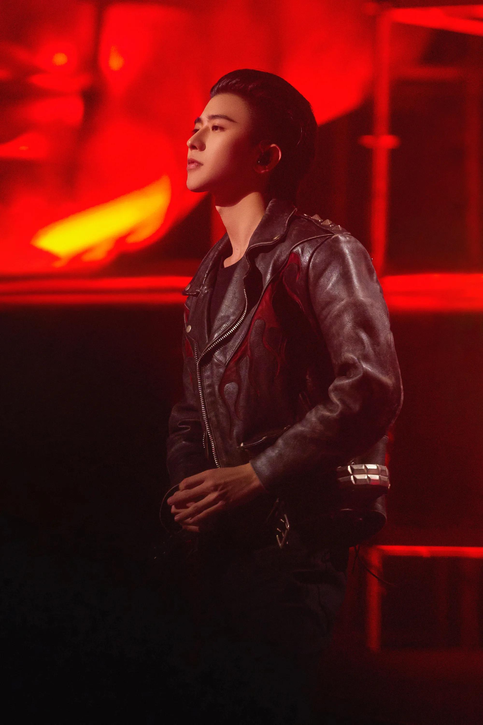 蔡徐坤朱正廷林彦俊下一秒,蔡徐坤c位vs林彦俊