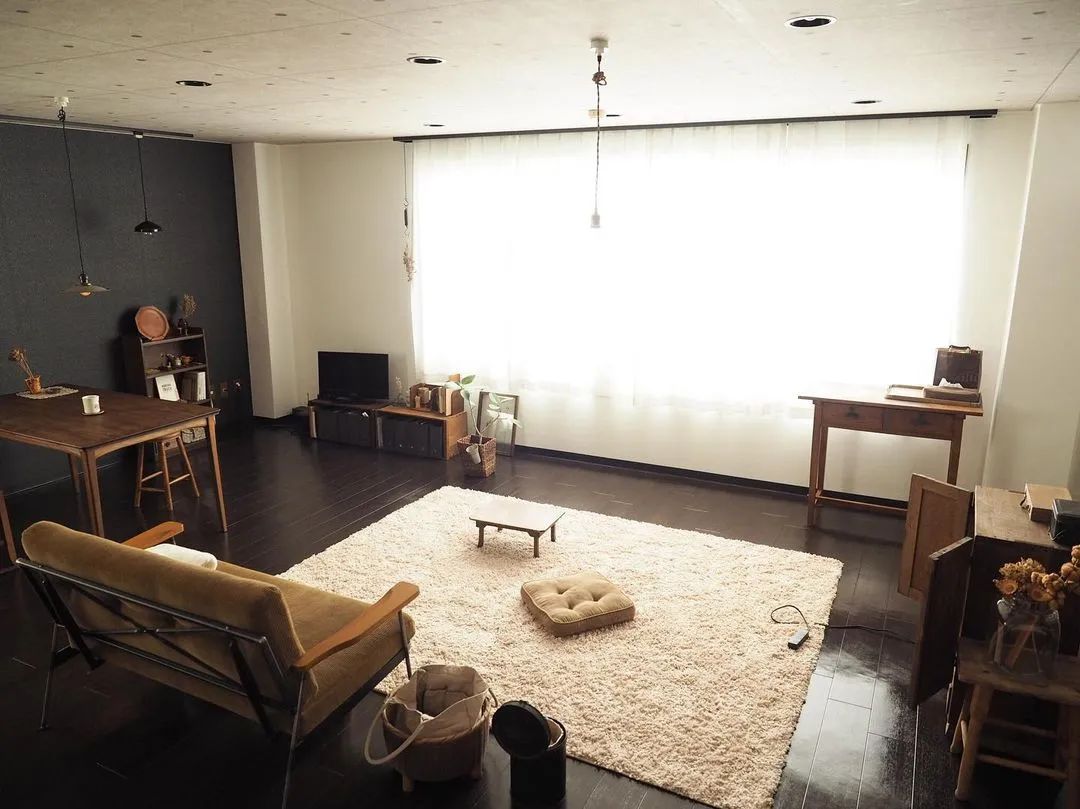 90后女主晒32㎡出租屋，因太会布置而走红，是被人羡慕的样子