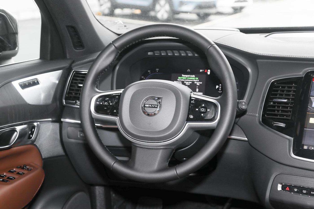 沃尔沃发布了新款xc90的官图,爱信8at沃尔沃xc90