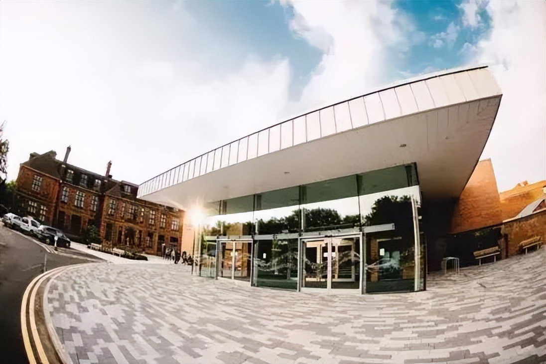 合作大学|存在于欧洲民谣中的英国赫尔大学了解一下?