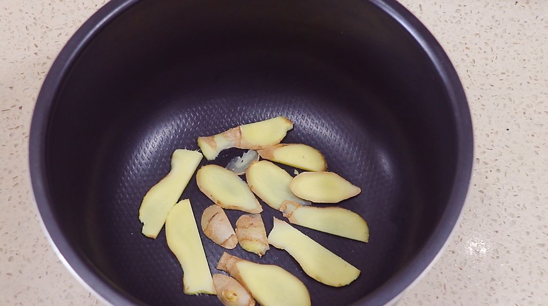 天气太冷了不想做饭,冷菜版糖醋排骨应该不需要加热吧