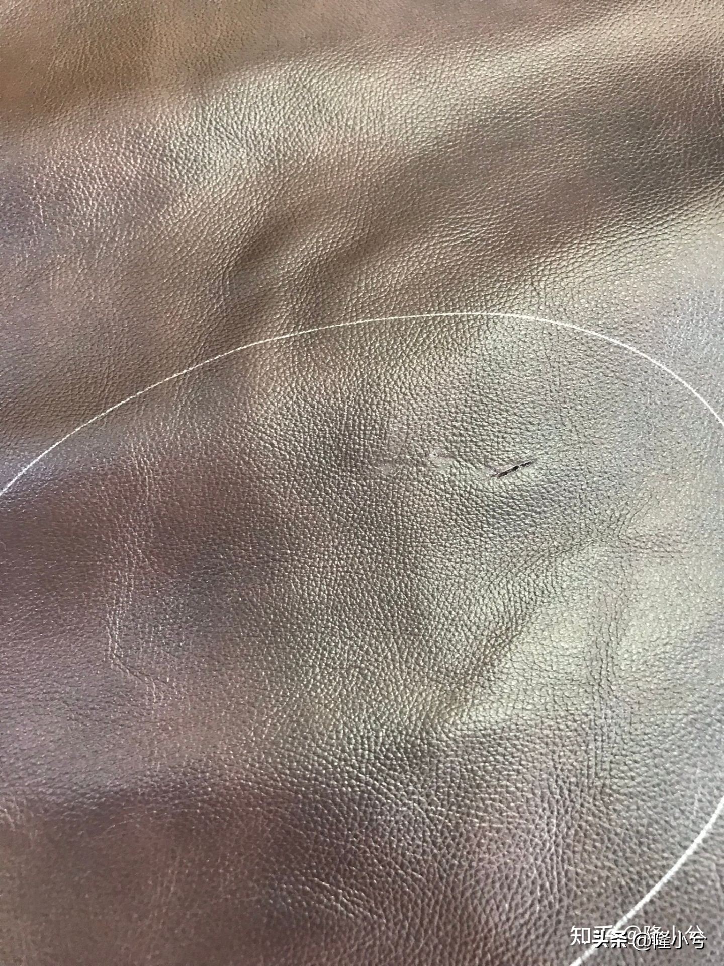 网上5千元的真皮沙发质量靠谱吗,奥左真皮沙发质量怎么样