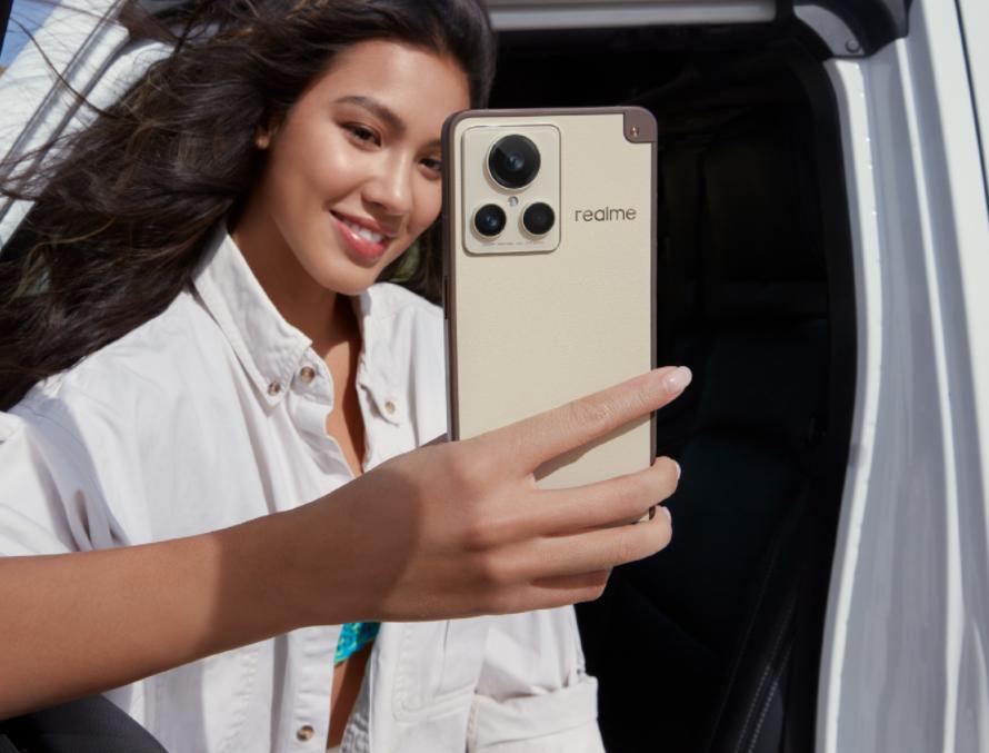 高端旗舰买旧款还是新款,高端旗舰机值不值得买