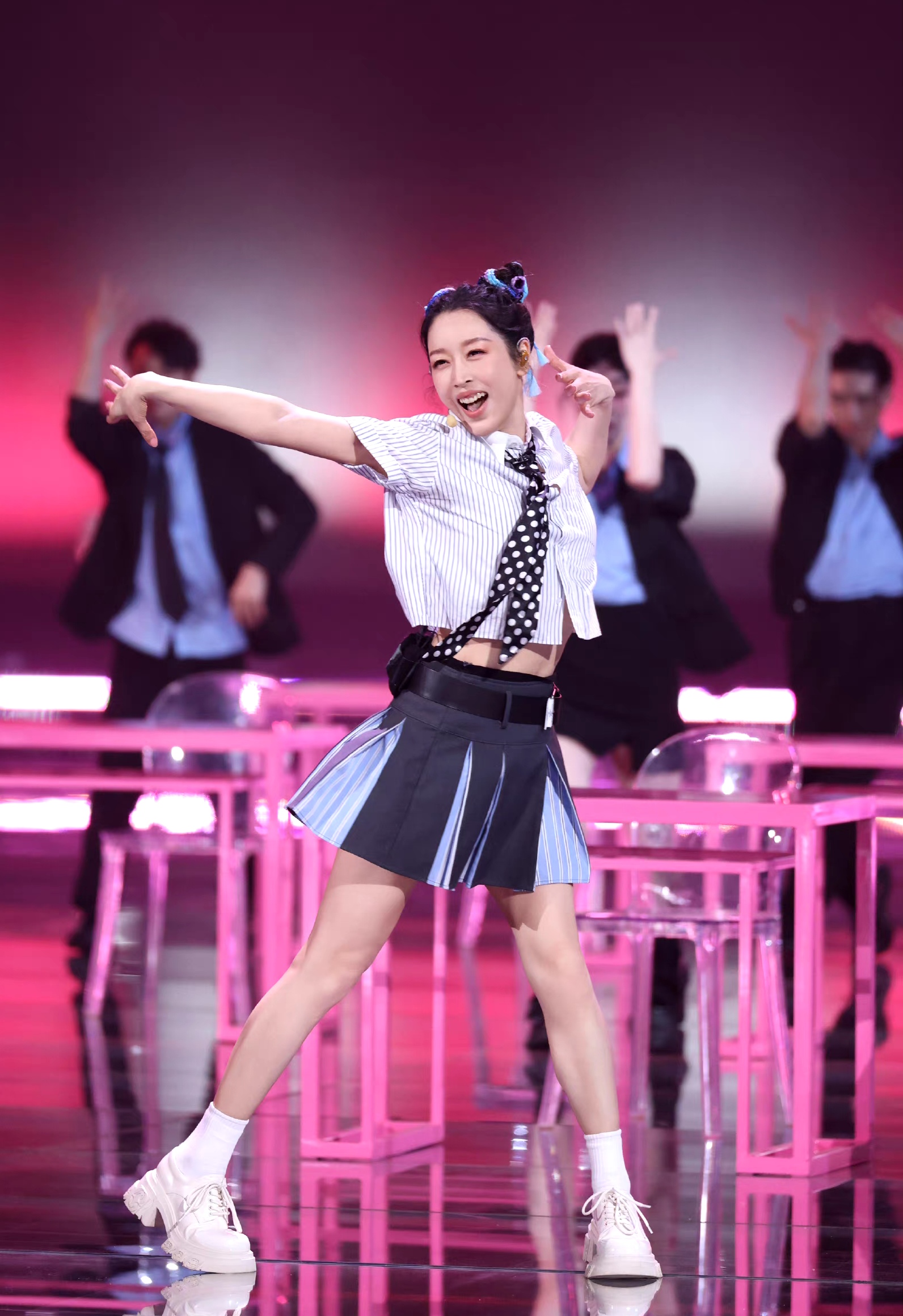 浪姐瞿颖被淘汰了吗,浪姐杀疯了