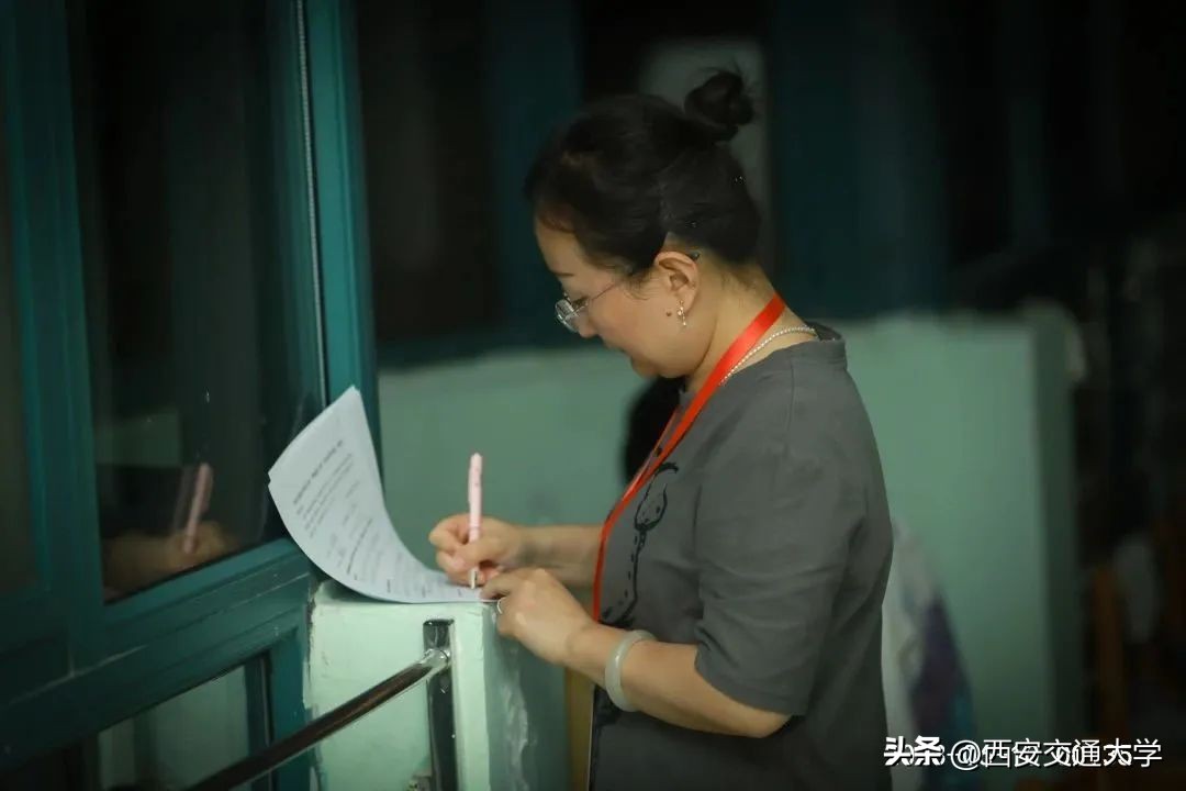 星空寻梦，共赴未来！走进西安交大幼儿园第七届“勇敢者之夜”