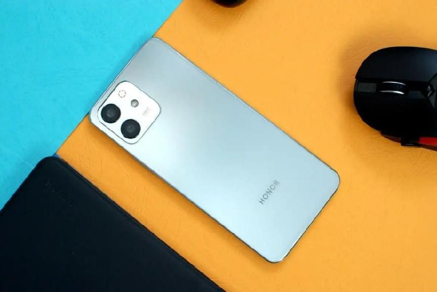 2022年7月份最值得入手的手机推荐,荣耀千元机推荐2022年最值得买