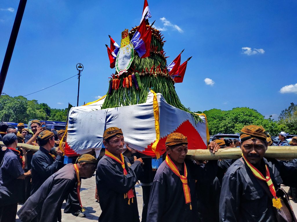 国外人过清明节吗,外国人在中国过清明节都干些什么