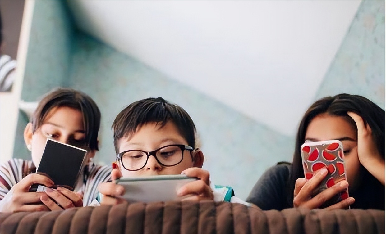 玩耍是孩子长大的方式,玩耍是小孩子的工作