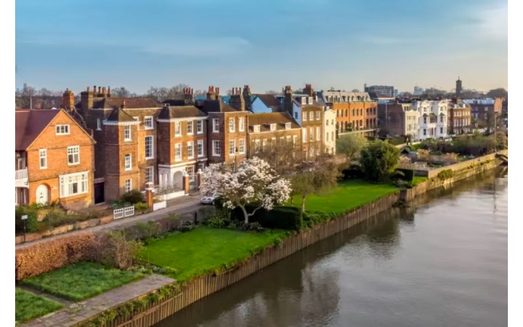 2022年英国住宅市场回顾暨2023年春夏季展望