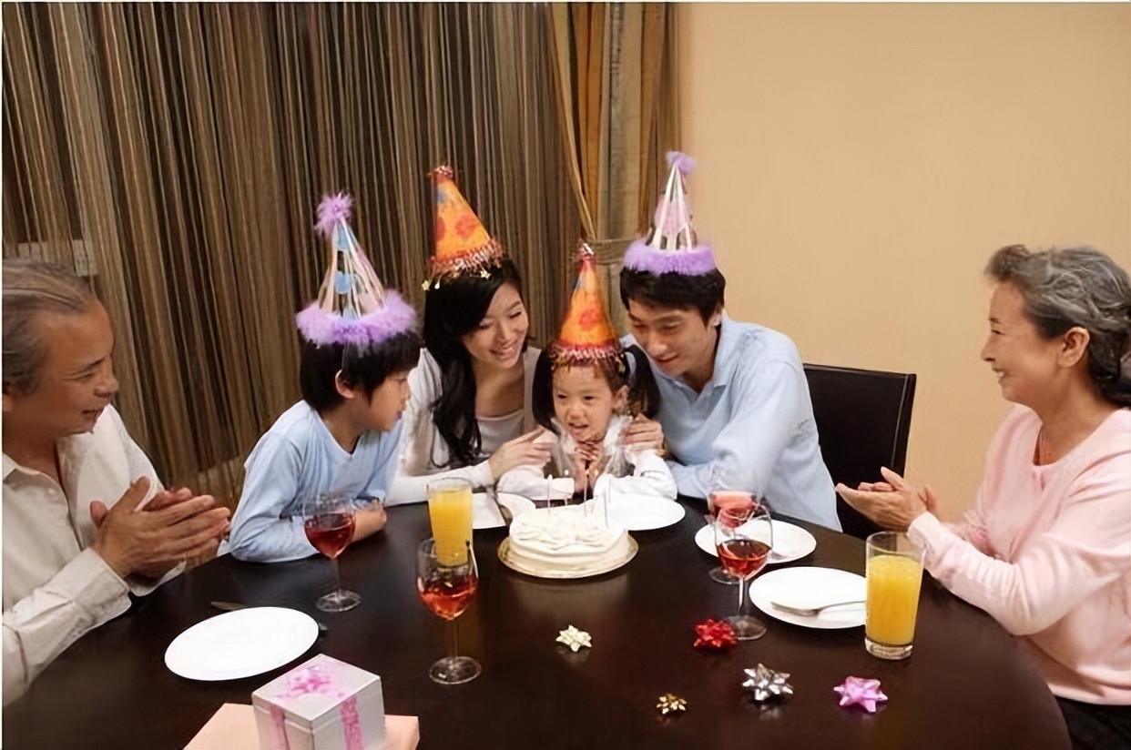 给孩子过生日是阴历好还是阳历好,宝宝过生日是按阴历还是按阳历过