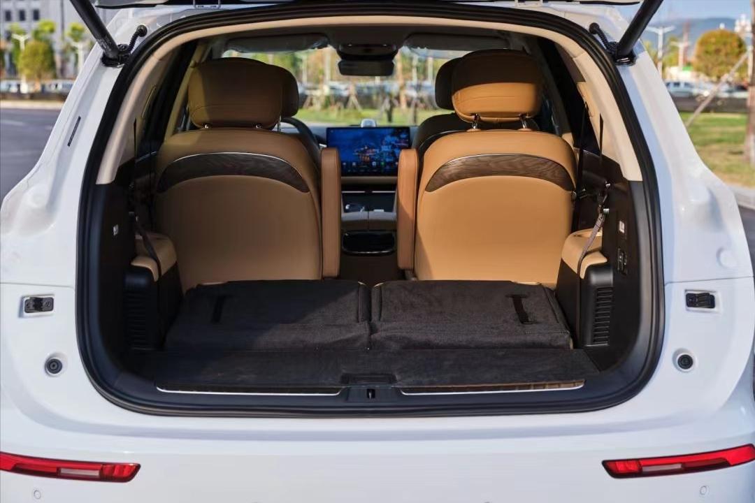 自带流量、自带粉丝AITO是你的菜吗