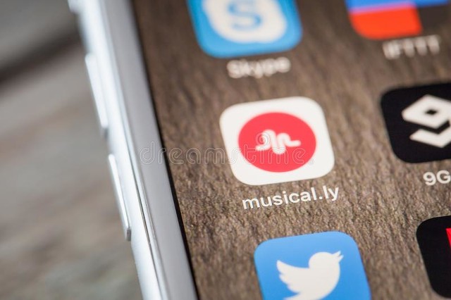 苹果更新系统一直卡在白苹果,苹果更新系统一直正在准备更新