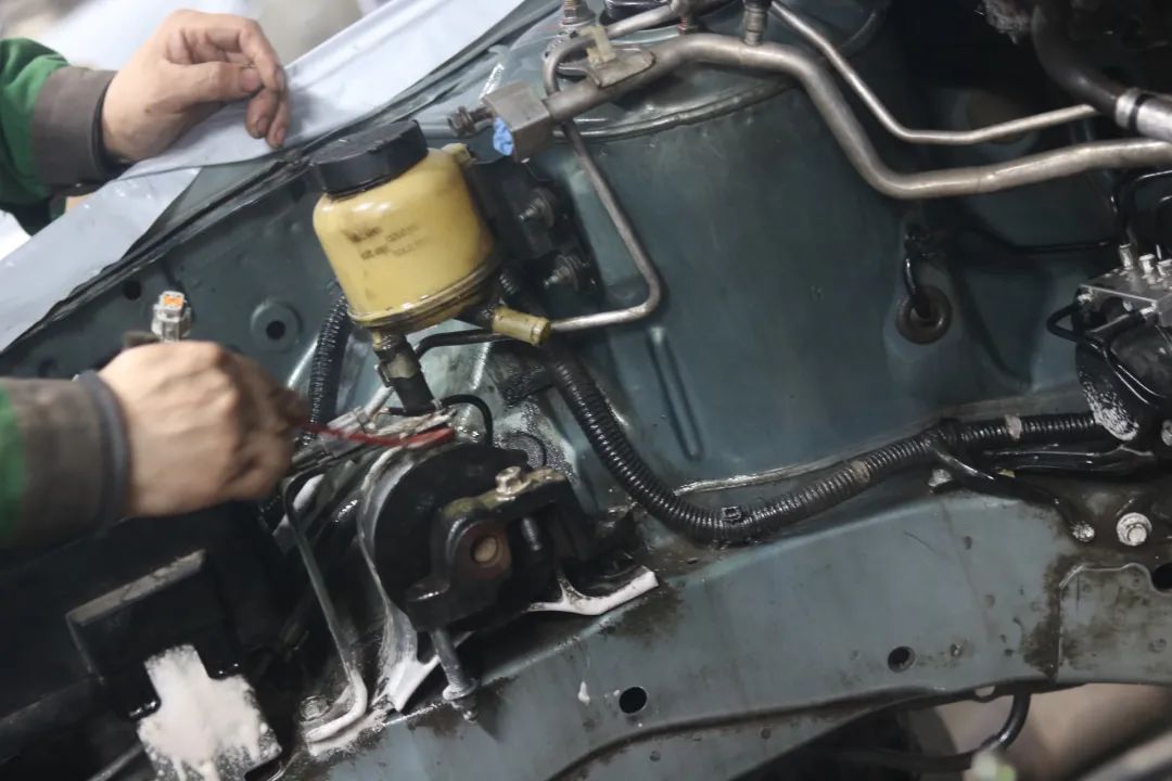 翻新一台天籁后需要多少钱,06日产老天籁全车翻新