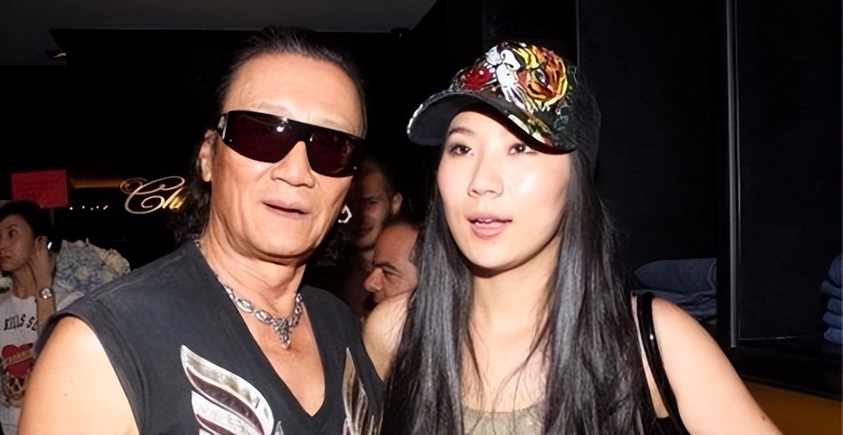 谢贤coco分手后现状,coco多少岁跟了谢贤