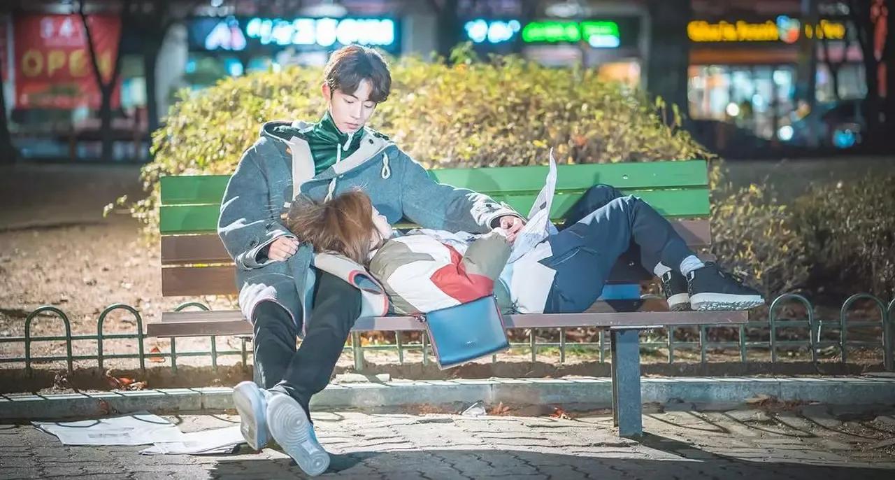 越来越不知道异地恋该怎么谈了,如果你是异地恋要记住这4点忠告