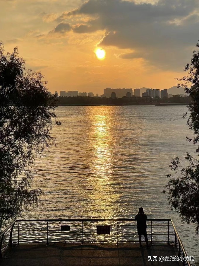 感受南京的艺术风格美食分享,中式情调南京美食