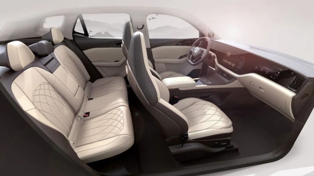 车载大屏简史：恒驰5三联屏凭啥媲美百万奔驰EQS？