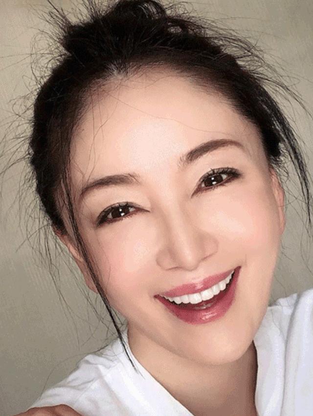 10位“冻龄魔女”：有人72岁身材还像27岁，91岁老祖心态宛如少女