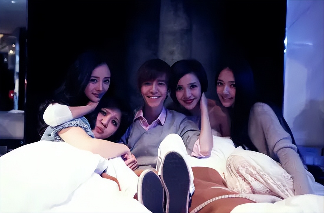 郭敬明小时代为什么又火了 (郭敬明小时代大家怎么看)