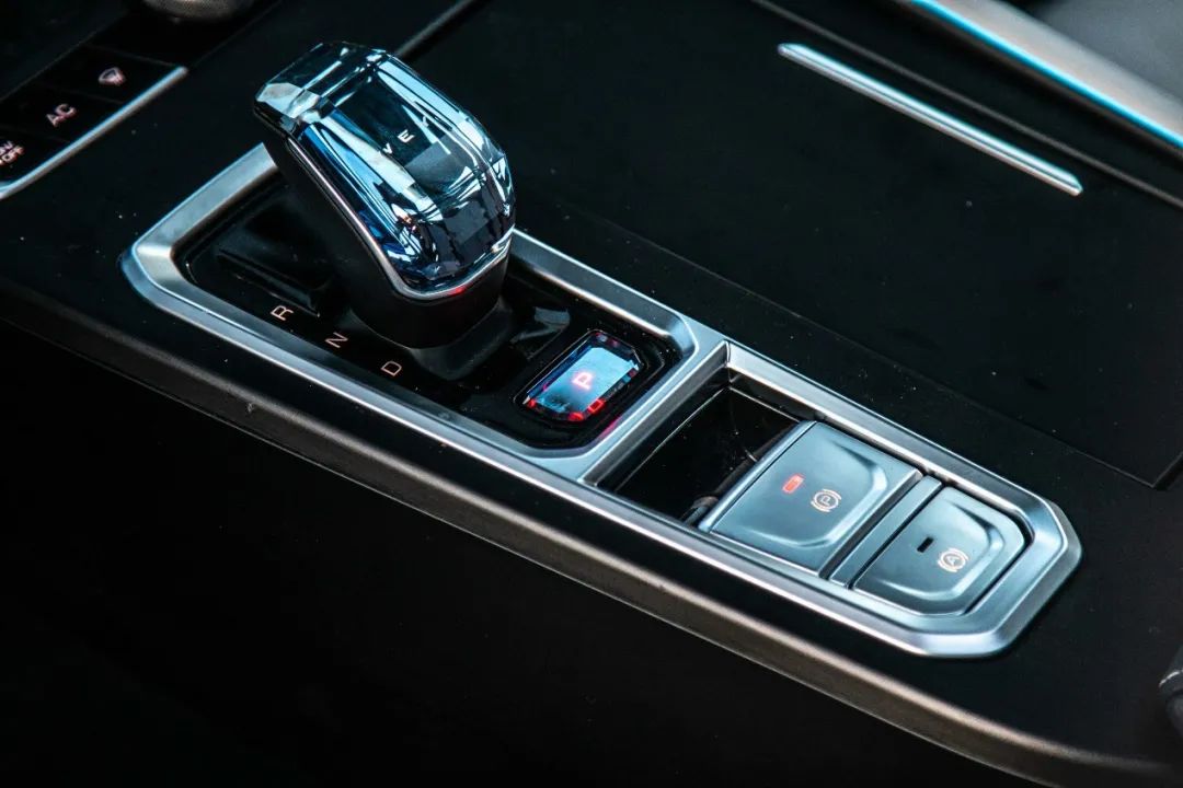 玛奇朵是插电混动版吗,玛奇朵插混版油耗