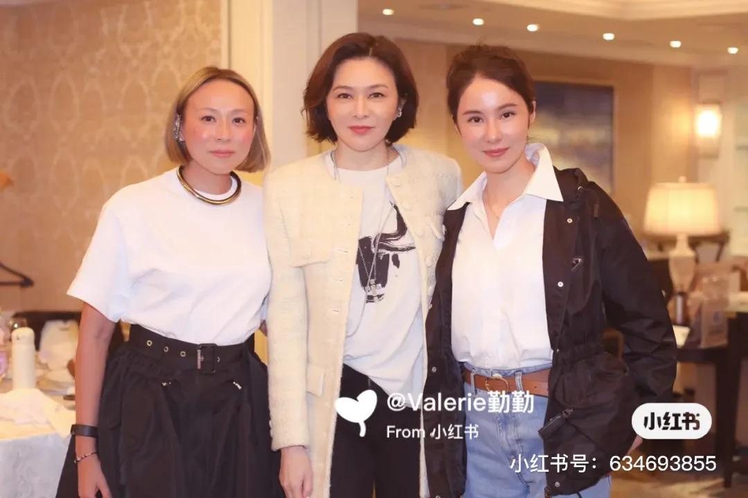 一定要让自己看起来很有钱的样子,让你的照片变得看起来很高级