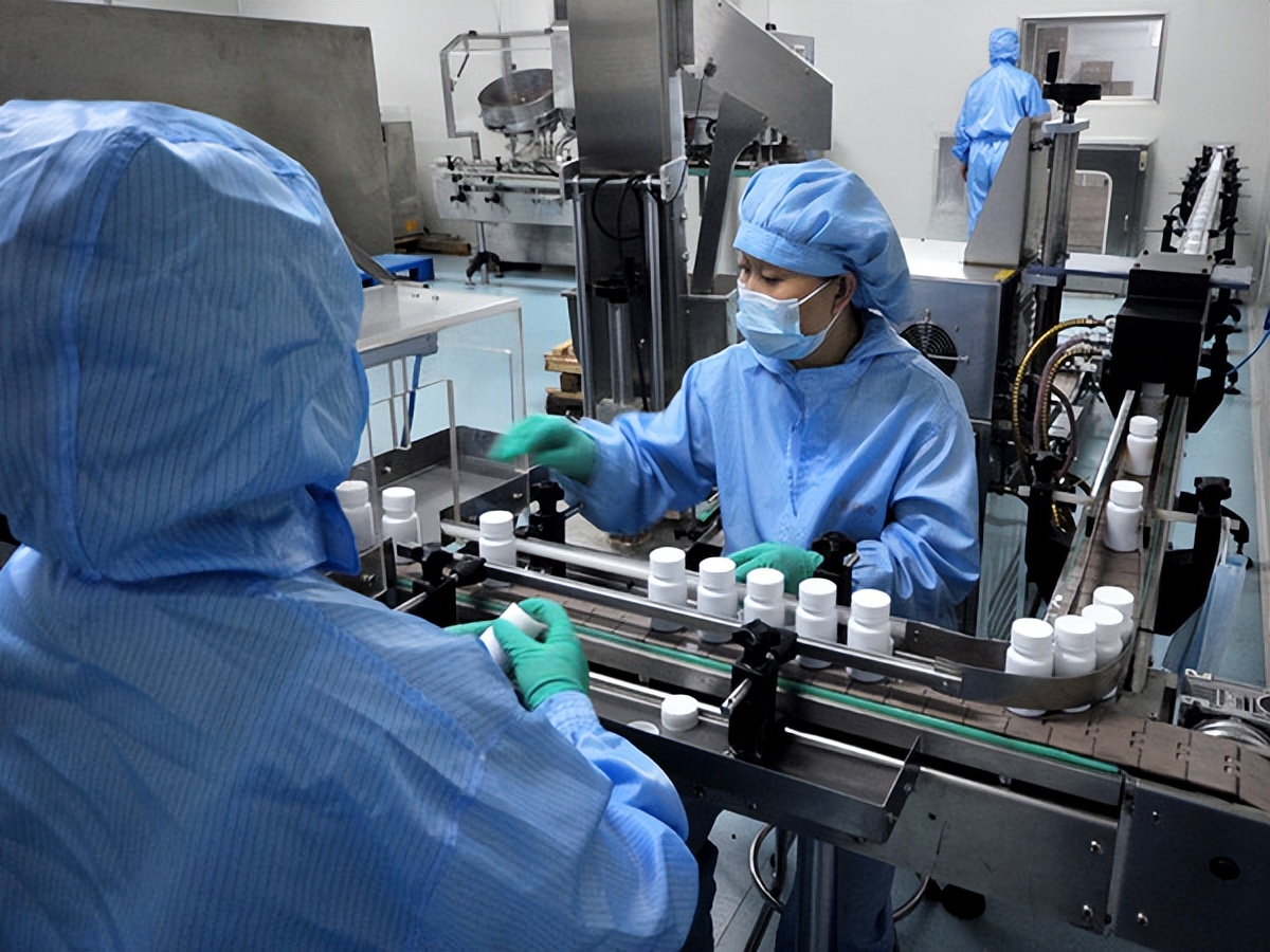 药店招聘营业员猫腻,药店营业员工资低为什么还有人做